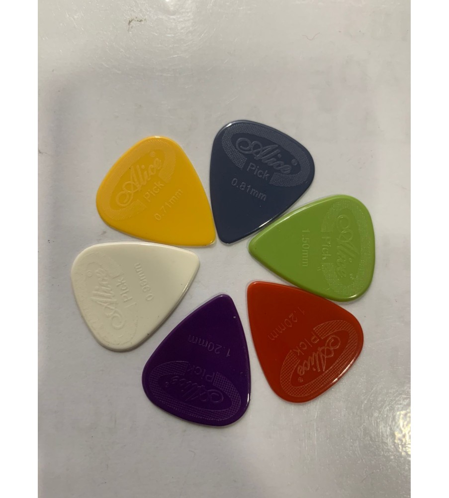 Picks Nylon